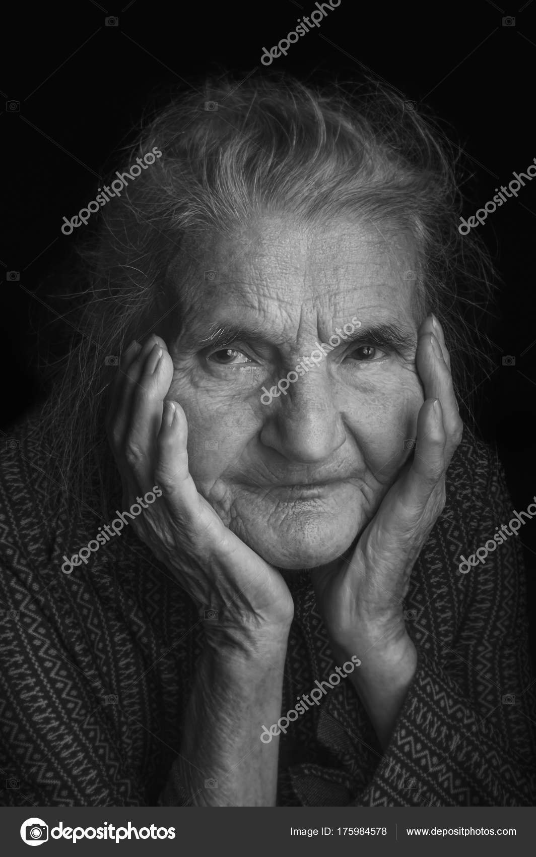 depositphotos_175984578-stock-photo-portrait-of-a-sad-elderly.jpg.b756553ecff9597e364586a40b70ea15.jpg